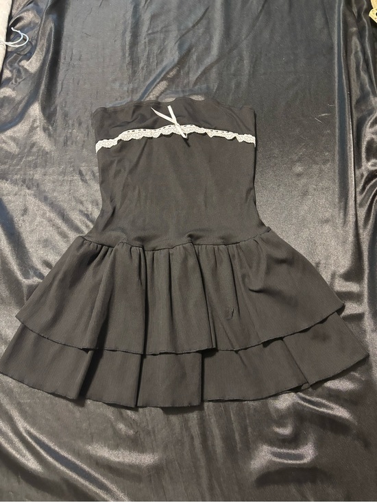 Dresses & Skirts - Cute coquette dress